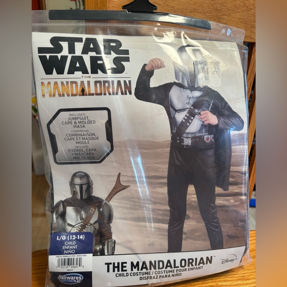 NEW - Star Wars The Mandalorian Kids Costume